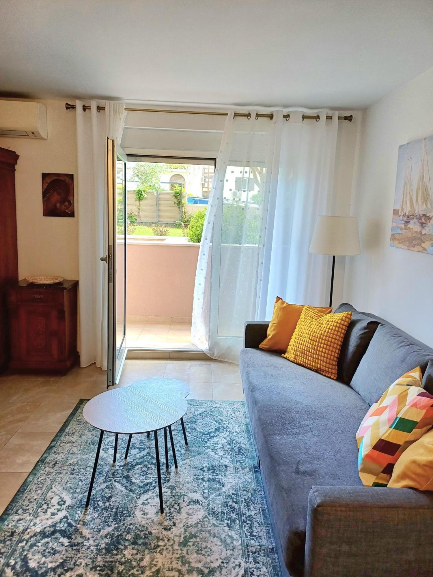 Apartment Zenta With Free Private Parking Сплит Екстериор снимка