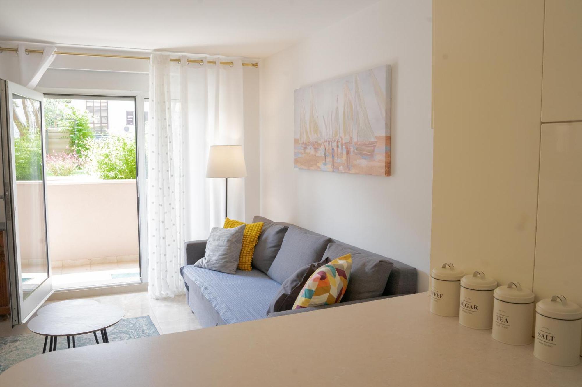 Apartment Zenta With Free Private Parking Сплит Екстериор снимка