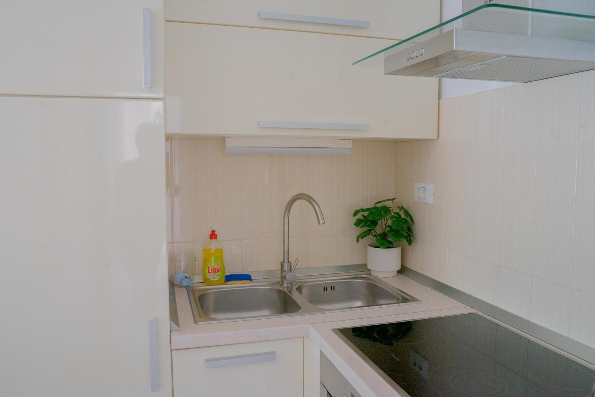 Apartment Zenta With Free Private Parking Сплит Екстериор снимка