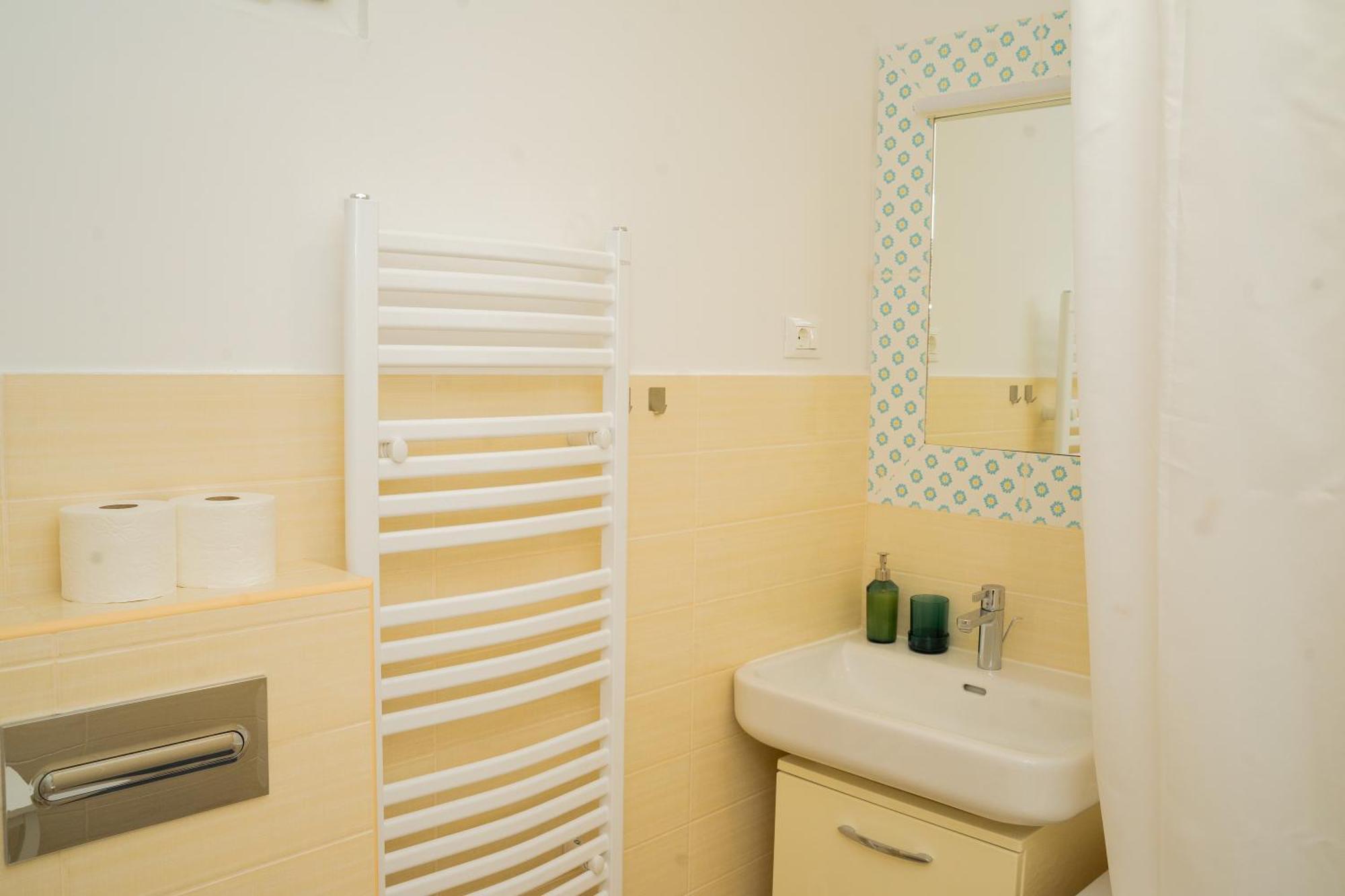 Apartment Zenta With Free Private Parking Сплит Екстериор снимка